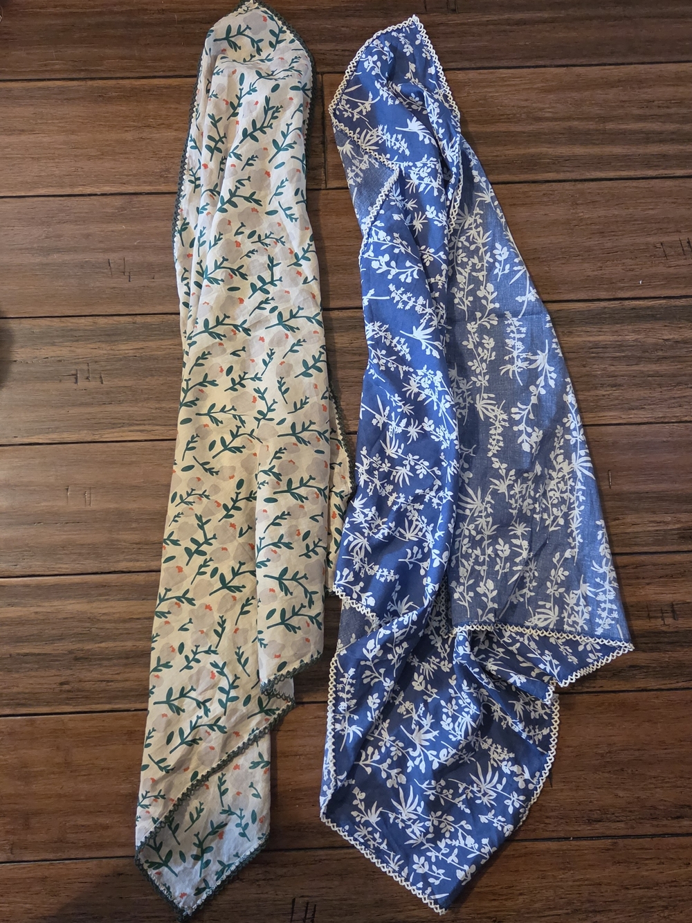 Pair of Floral Print Lightweight Scarves - Blue & Cream